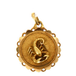 AUGIS - Pendentif signe du scorpion en o