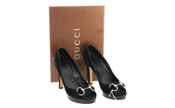 GUICCI - Paire de chaussures ouvertes de