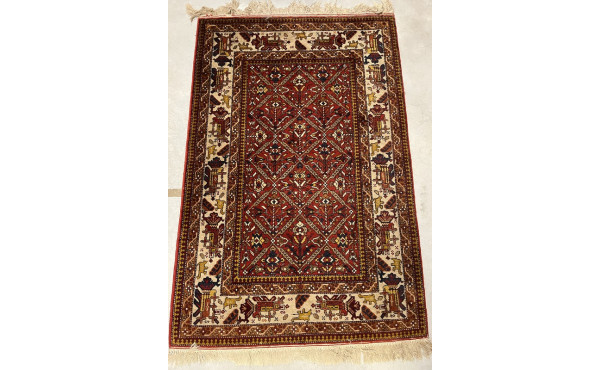 Tapis russe en laine points noués 100 x 