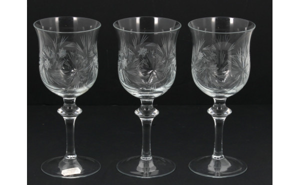 12 grands verres à pied en cristal de BO