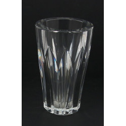 BACCARAT - Vase en cristal, signé, H 25 