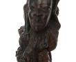 Sculpture africaine en bois foncé sculpt