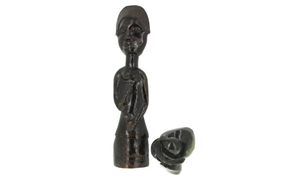 Afrique - Statuette en bois sculpté pati