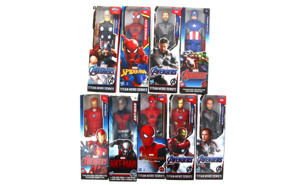 Lot de 9 figurines 30 cm neuves sous emb