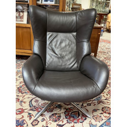 Fauteuil moderne en cuir sur pivot, doss