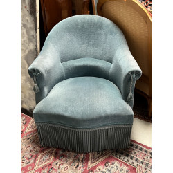 Petit fauteuil crapaud en velours bleu