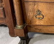 Commode de style Empire, ouvrant à 3 tir