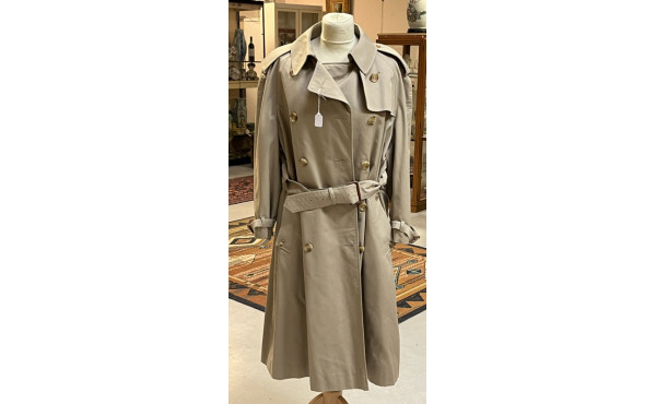 AQUASCUTUM - Superbe trenchcoat mastic, 