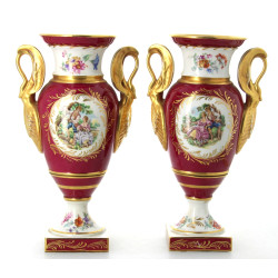 LIMOGES France - Paire de vases à anses 