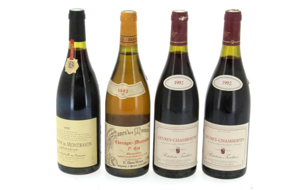 Lot de 4 bouteilles: - 2 B GEVREY CHAMB