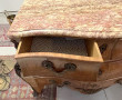 Commode de style Louis XV en marqueterie