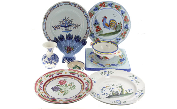 Lot de plusieurs assiettes dont Quimper,