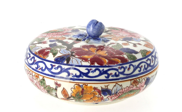 GIEN - Bonbonnière en faïence polychrome
