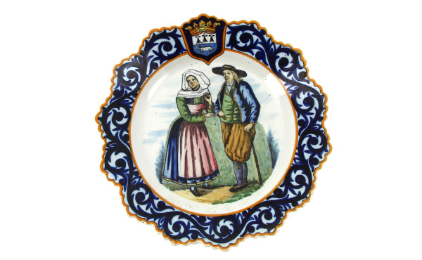 HENRIOT Quimper - Assiette à bords dente