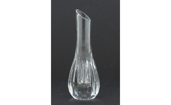 BACCARAT - Petit vase soliflore en crist