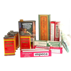 Petit lot de produits de nettoyage métau
