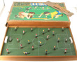 Jeu de foot vintage (les joueurs sont mo