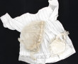Linge ancien de bébé : 1 robe de baptême