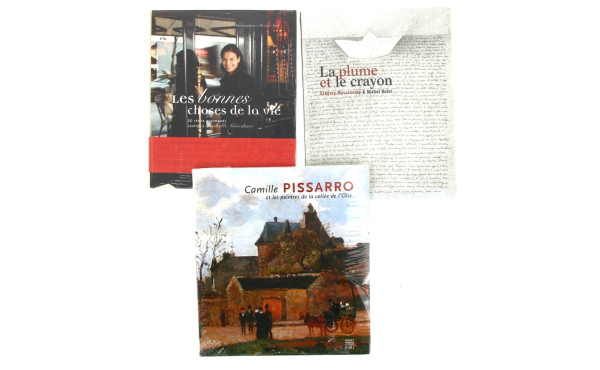 Lot de 3 livres neufs sous blister : 1) 