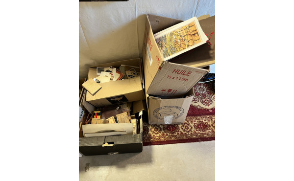 4 cartons de correspondances familiales 