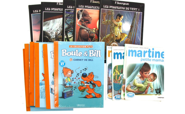 23 BD rigides dont séries Les Passagers 