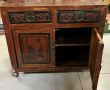 Meuble bas chinois monté sur roulettes, 