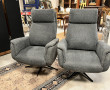 Paire de fauteuils électriques modernes 
