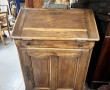 Bureau de pente en bois, travail ancien.
