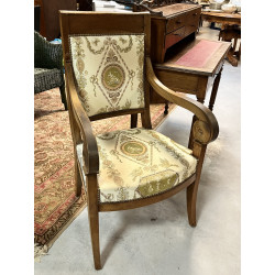 Fauteuil Restauration en bois fruitier (