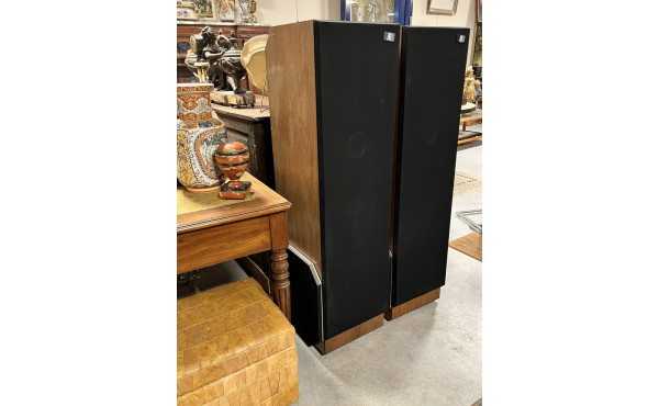 (descriptif rectifié) Chaîne hifi vintage avec tourne-disques 