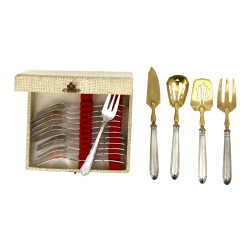 12 fourchettes à gâteaux en métal argent