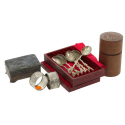 Thème ASIE - Lot comprenant 6 petites cu
