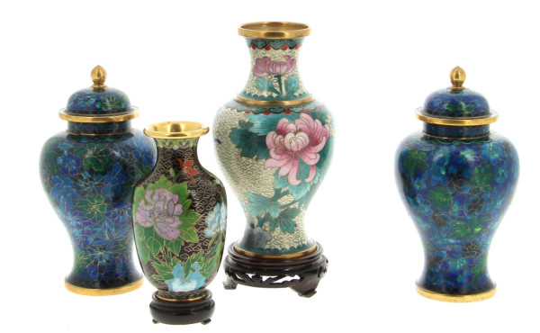 Chine - Lot de 4 pièces en cloisonné : u
