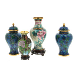 Chine - Lot de 4 pièces en cloisonné : u