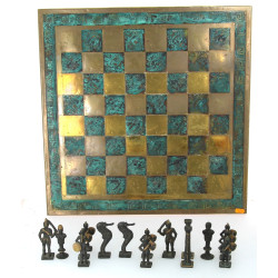 Jeu d'échecs en laiton et laiton patiné 