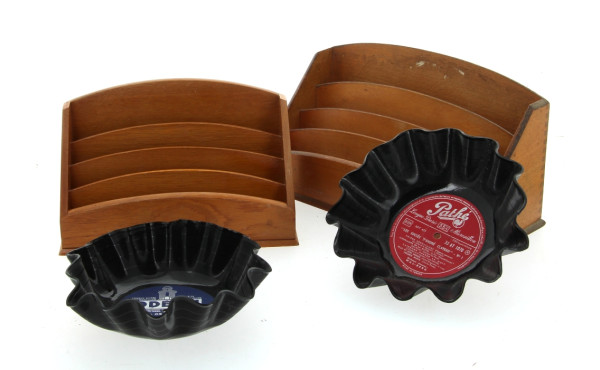 Paire de petites coupes réalisées à part