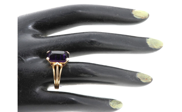 Bague en or jaune 18 cts, poinçon tête d
