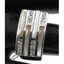 Bague en argent 925ème sertie de nacre e