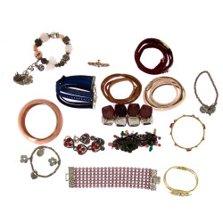 Lot de 15 bracelets fantaisie