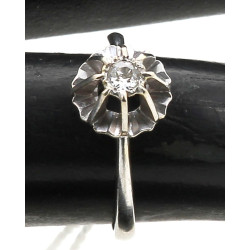 Bague solitaire diamant en or gris 18 ca