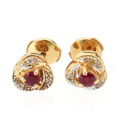 Paire de puces d'oreilles en or jaune 18