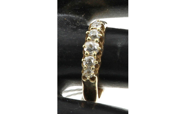 Bague en or jaune 18 carats, poinçon têt