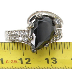 Bague en argent 925ème sertie d'un stras
