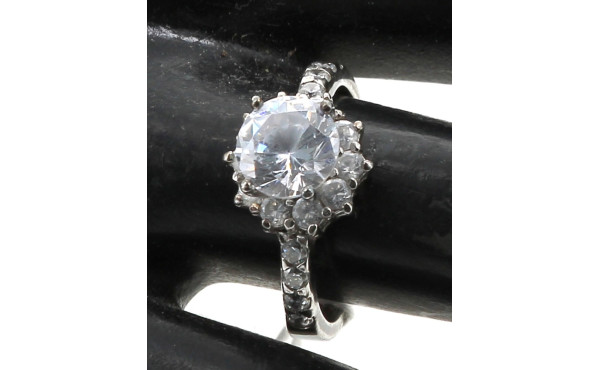 Bague en argent 925ème, style solitaire,