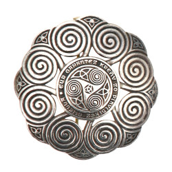 Broche en argent décor celtique, poids b
