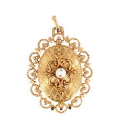 Pendentif en or jaune 18 carats, poinçon