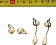 Deux paire de clips d'oreilles en perles