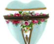 Boîte en forme de cœur en porcelaine à d