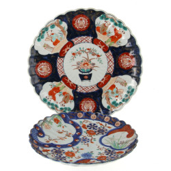 JAPON - Plat et assiette en porcelaine d