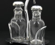 BACCARAT - Paire de burettes en cristal 